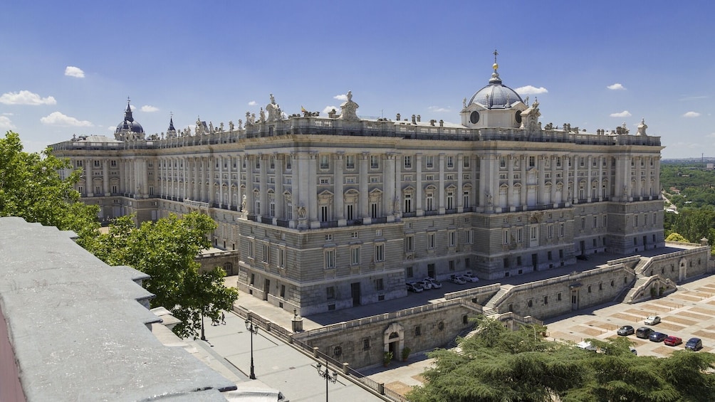 Skip-the-Line with Madrid’s Royal Palace Expert Guided Tour
