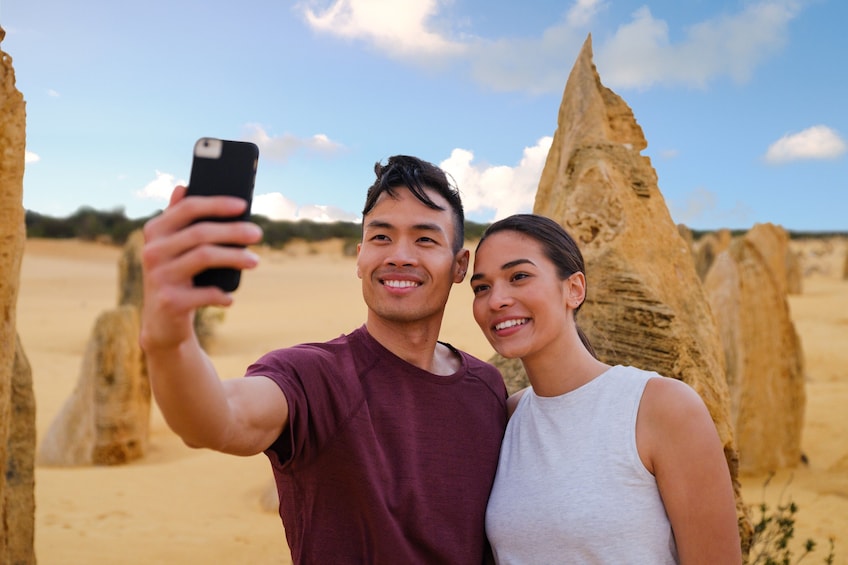 Pinnacles Sunset Dinner and Stargazing Day Tour a Small Group Experience