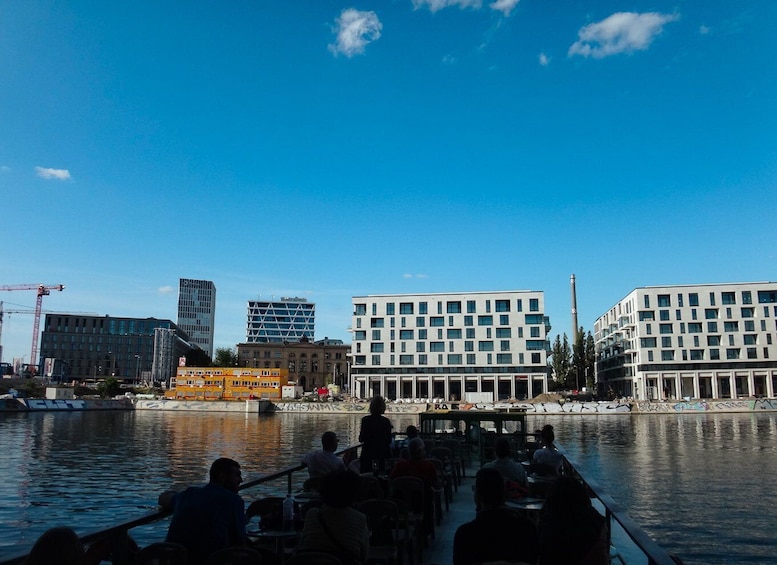 Picture 16 for Activity Berlin: 2.5-Hour East Side Boat Cruise with Commentary