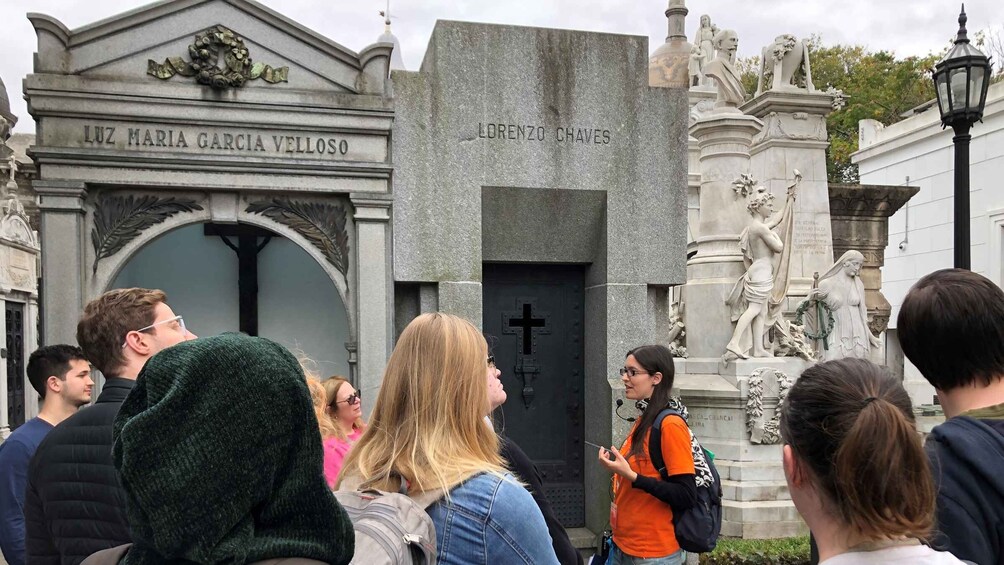 Picture 3 for Activity Buenos Aires: La Recoleta Cemetery Guided Tour in English