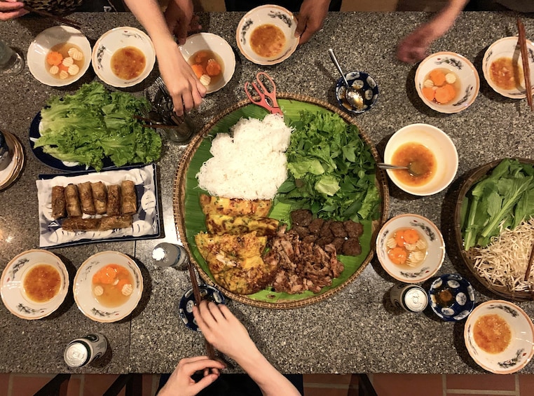 Ho Chi Minh City By Night with Dinner & Sightseeing On Board