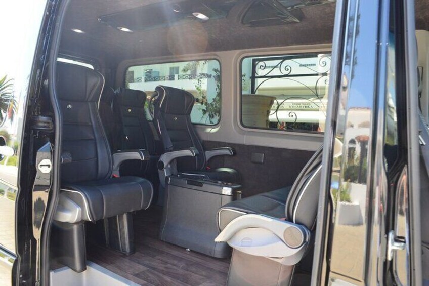 Your Tailored Elafonisi Escape. Luxury Day Tour from Chania.