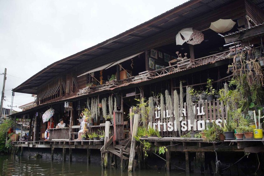 Picture 15 for Activity Bangkok: 2-Hour Canal Tour by Teak Boat