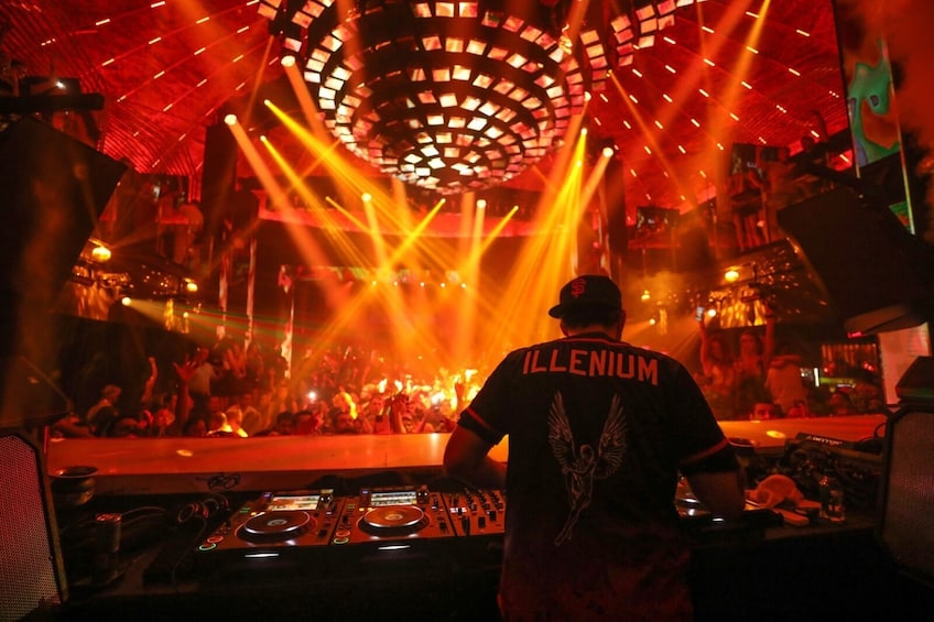 Let loose in Miami : All Inclusive Nightclub Package