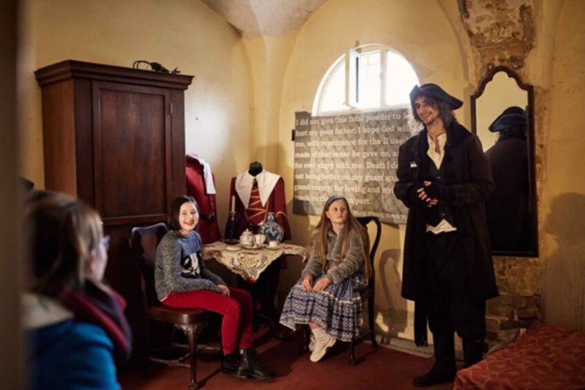 Picture 7 for Activity Oxford Castle and Prison: Guided Tour