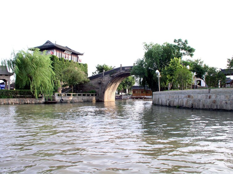 Suzhou & Zhouzhuang Water Village One Day Tour with Lunch