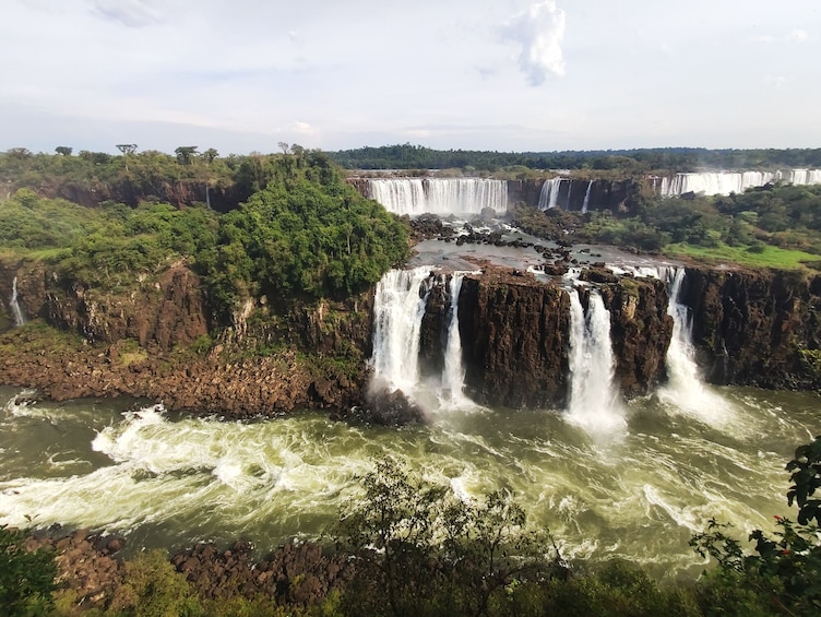 Roundtrip Airport Transfer With Tour to Both Iguazu Falls