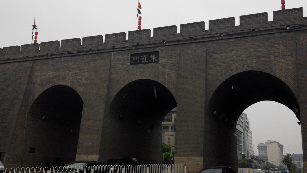 Xi'an One Day Tour by Air with Terra-Cotta Warriorr & Horses