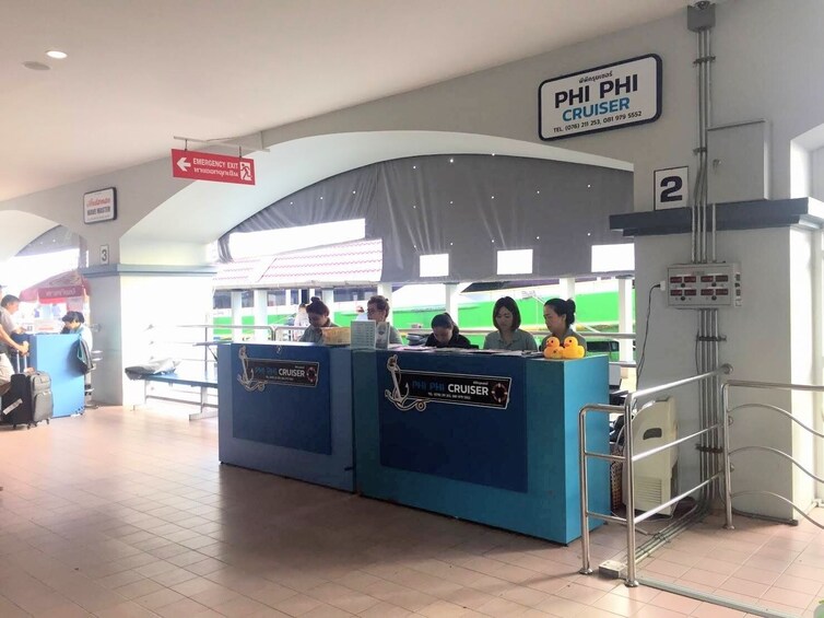 Koh Phi Phi to Phuket by Phi Phi Cruiser