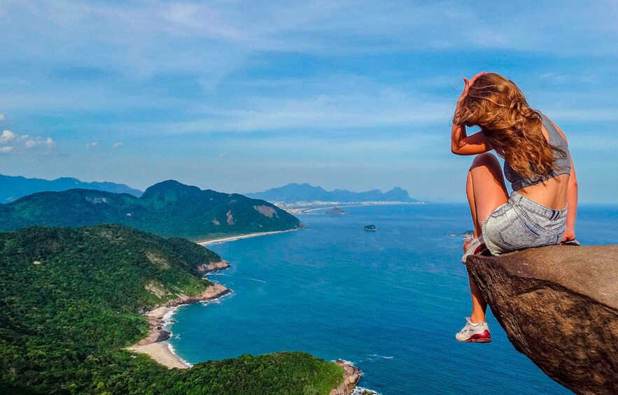 Pedra Do Telegrafo Hike with Transfer