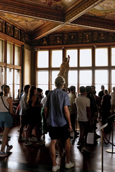 Skip-the-Line: Uffizi Masterclass by Art Expert