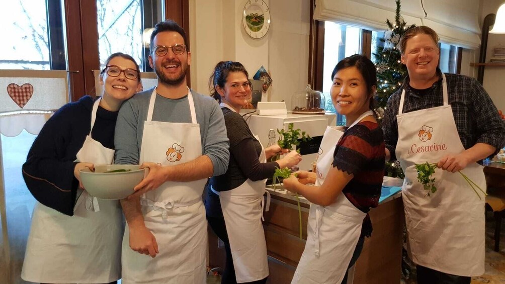 Private cooking class at a Cesarina's home in Sorrento