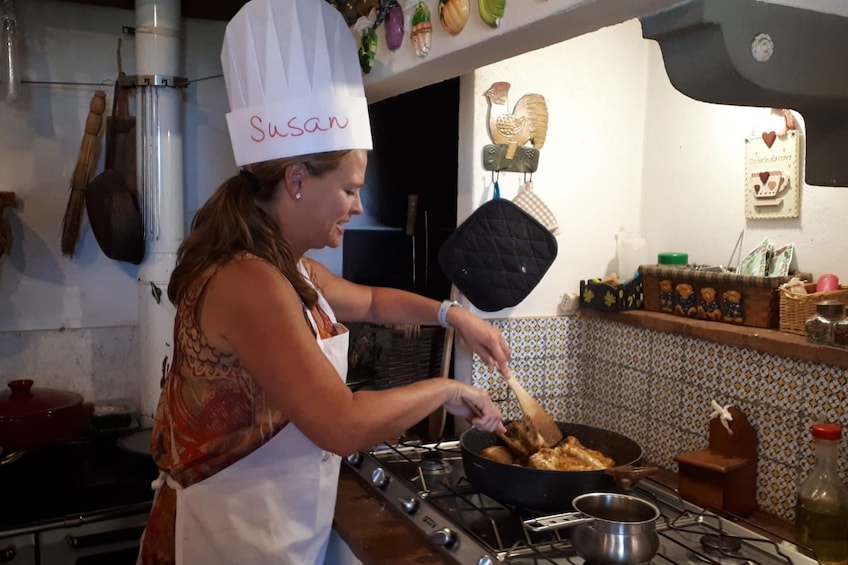 Private cooking class at a Cesarina's home in Florence
