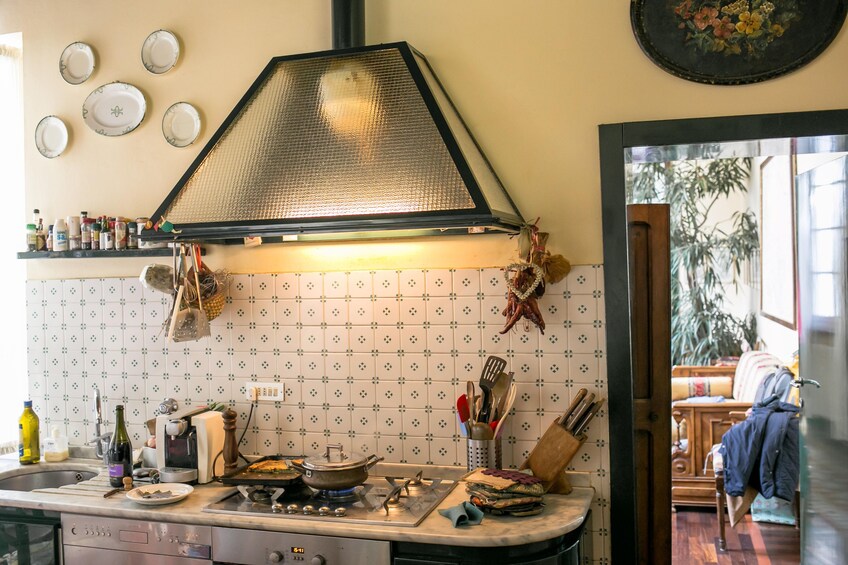 Private cooking class at a local's home in La Spezia