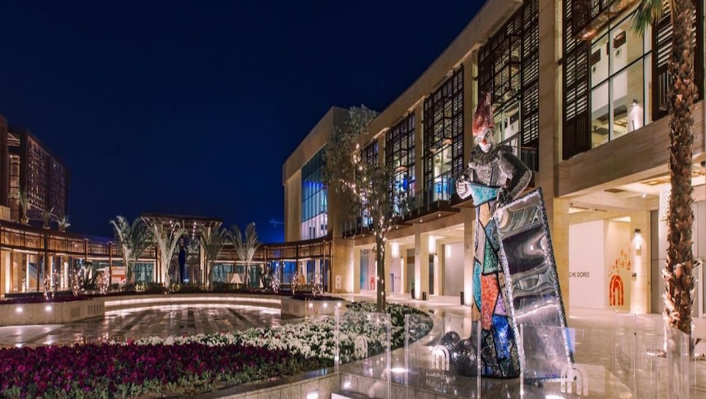 Courtyard in the Mall of Egypt