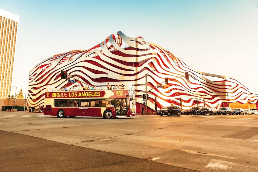 Los Angeles Hop-On Hop-Off Bus Tour 