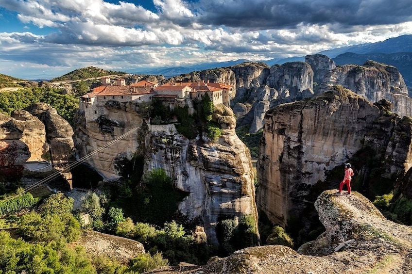 Full day Trip from Athens to Meteora by Train