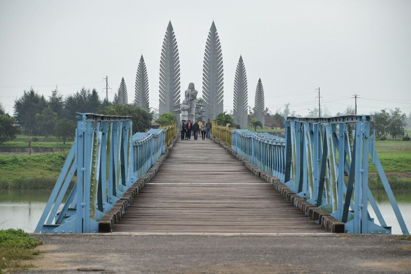 Hi?n L??ng Bridge in Vietnam