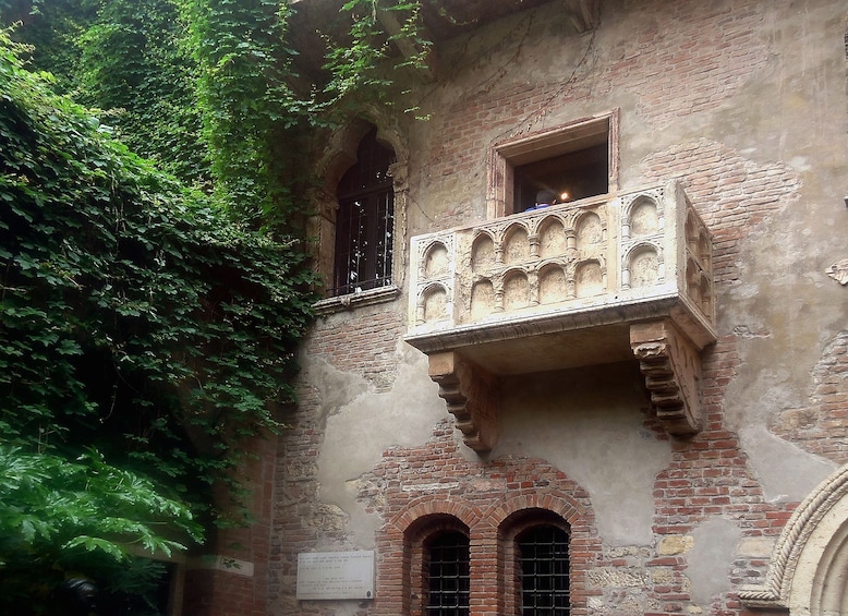 The balcony of Juliet in Verona, Italy