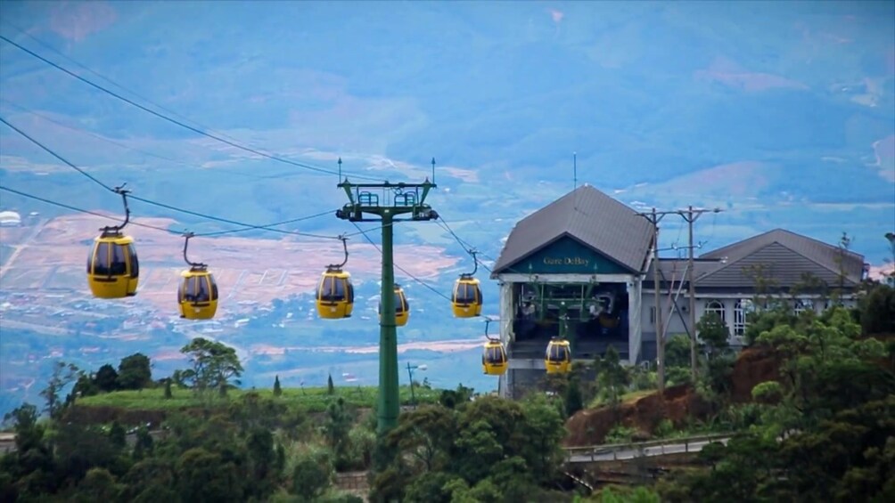 Cable car at Bana Hills 