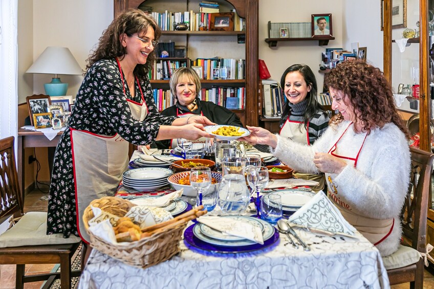 Market tour and dining experience at a Cesarina's home in Fasano