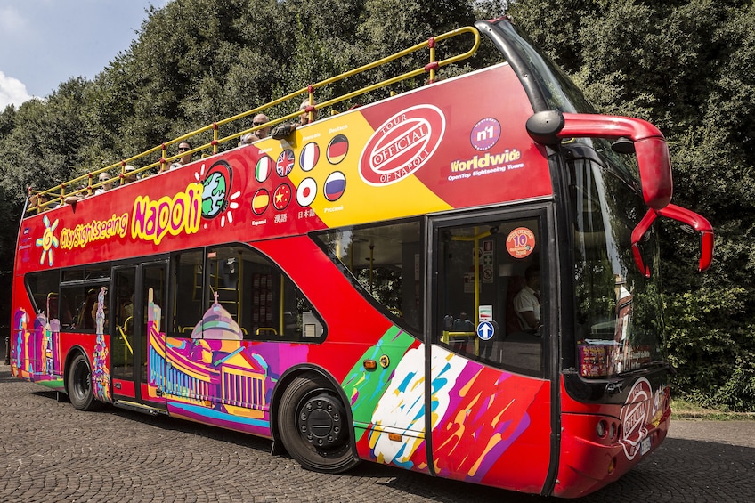 Hop On Hop Off bus in Naples