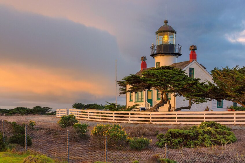 Scenic 17-Mile Self-Guided Driving Tour