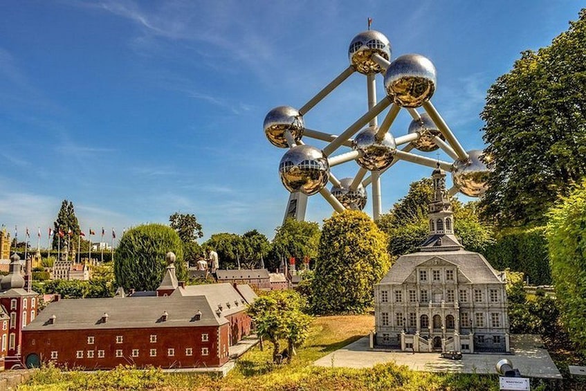 Private & Personalised Full Day in Brussels with a Local