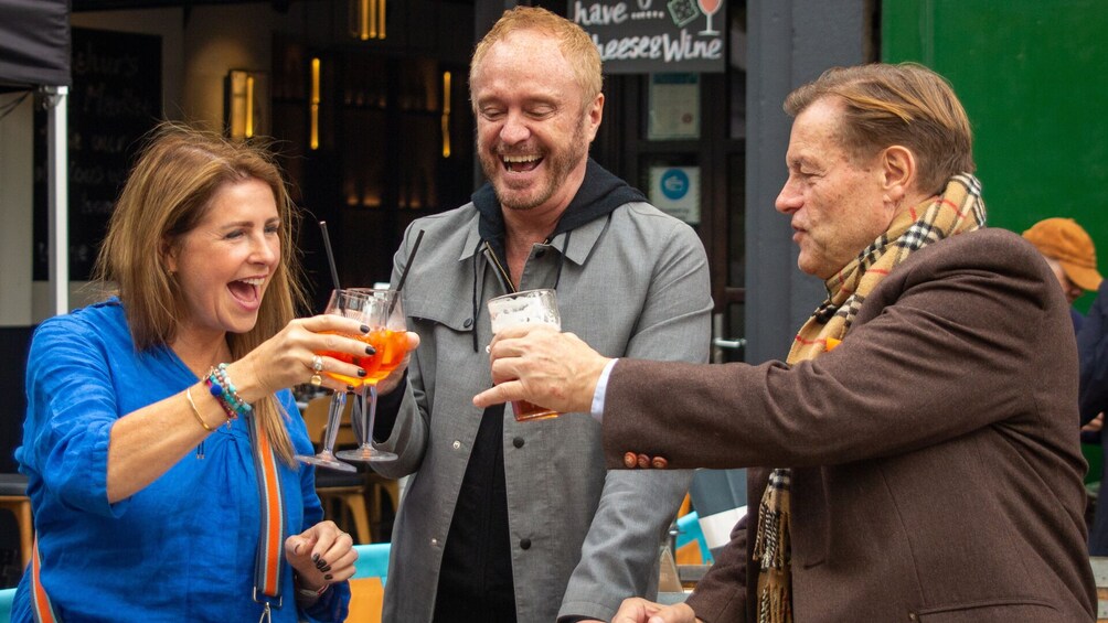Must-See London: Private & Personalized Walking Tour with a Local Host