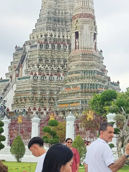 Private & Exclusive Bangkok Top 7 Wonders Tour With Thai Lunch