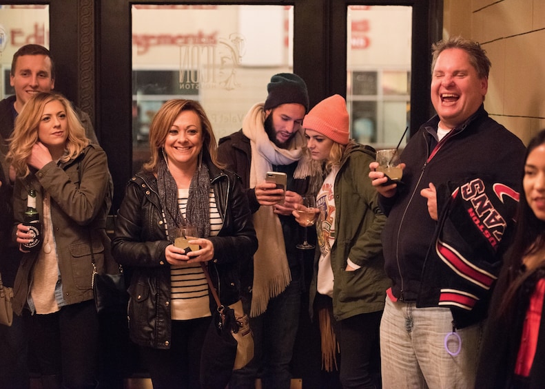 Old Town Alexandria Haunted Bar Tour