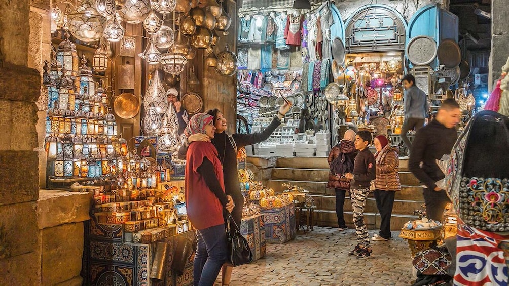 Private Tour To El-Moez Street And Khan Khalili Bazaar