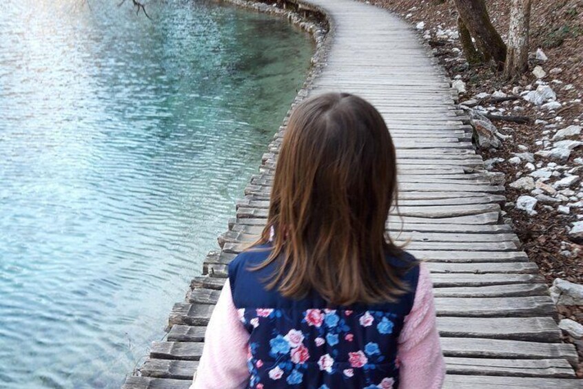 Plitvice lakes excursion , no guide ,no group , entrance ticket not included, simple and cheap