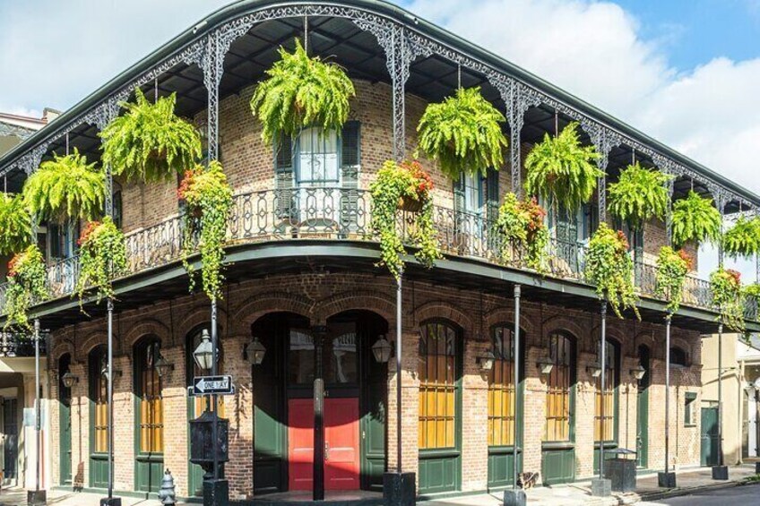 French Quarter: Royal St.