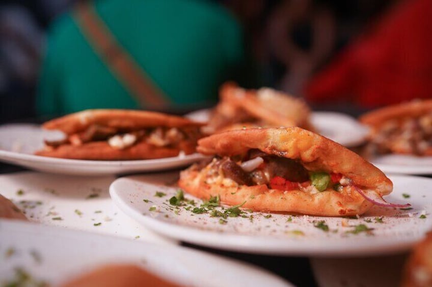 Gaslamp Quarter Food and Drink Tour: Brothels, Bites & Booze