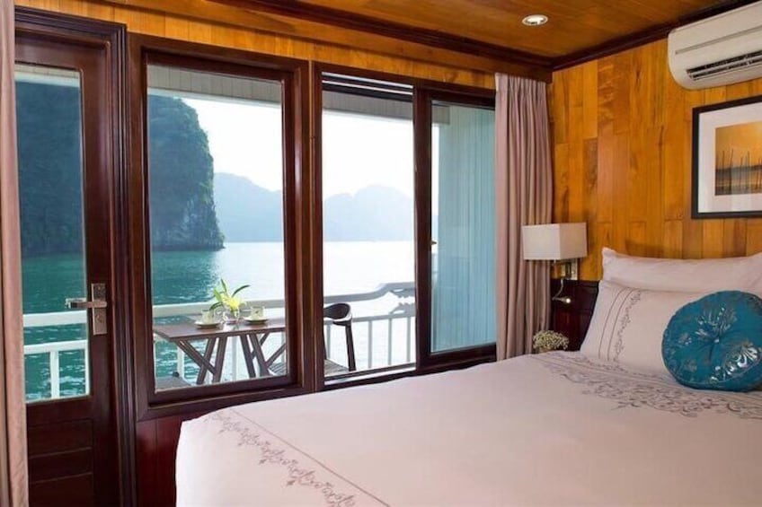 Cruising LIKE A BOSS-2d/1n All inclusive at CRUISES in Halong Bay