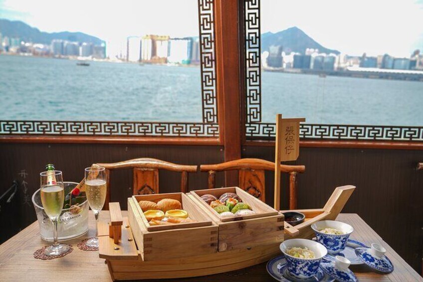 Hong Kong 'Aqua Luna' Dim Sum Cruise