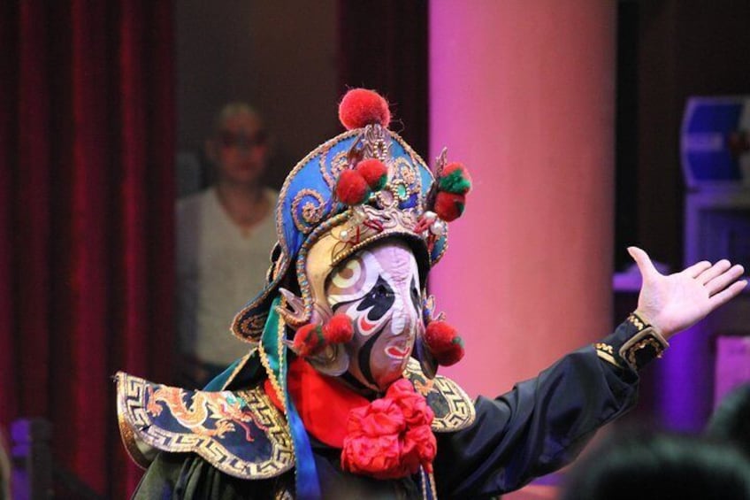 Skip the Line: Sichuan Opera Chengdu Ticket