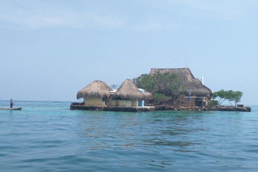 Private Boat Tour Full day trip to Rosario Islands, Cholon, Baru