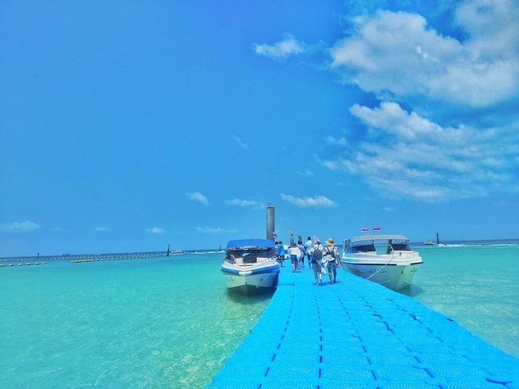Pattaya Beach & Coral Island (Koh Larn) from Bangkok
