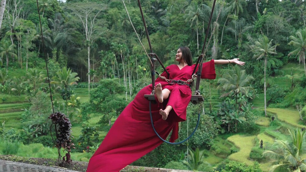 Bali Swing, Tegalalang Rice Terrace and Ubud Center