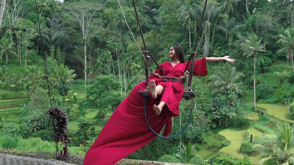 Bali Swing, Tegalalang Rice Terrace and Ubud Center