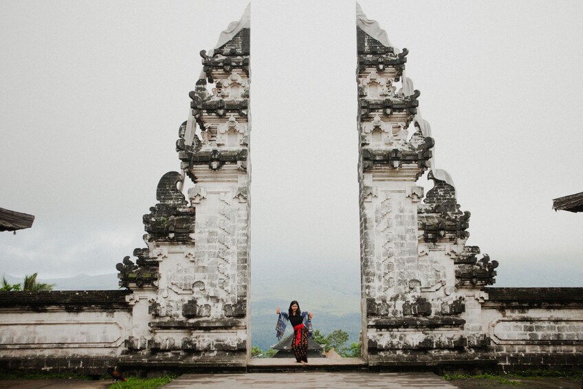 Lempuyang Temple Tour – The Gate of Heaven with Lunch