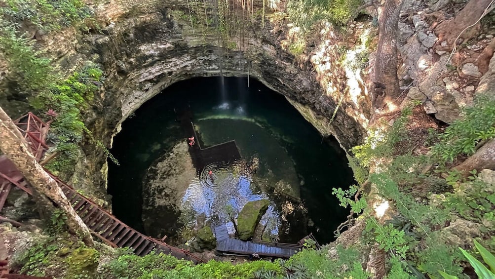 Chichen Itza, Cenote & Valladolid All Inclusive Tour