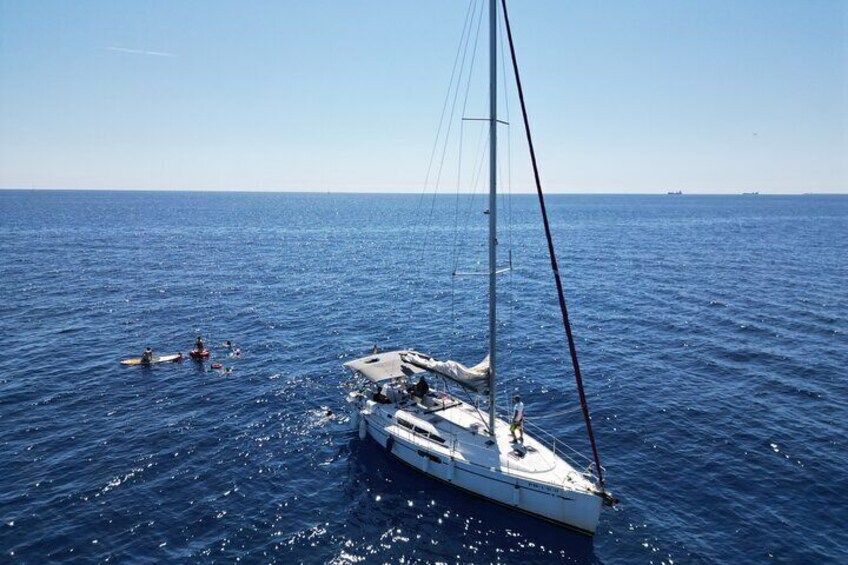 Barcelona Small Group Sailing with Snacks & Cava