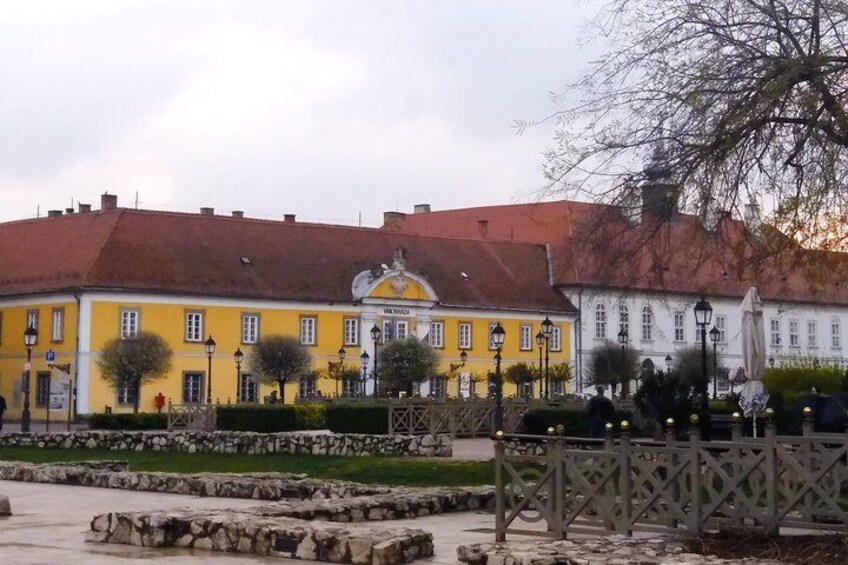 Private tour in Vác by local guide - Magical vibe of an charming baroque town