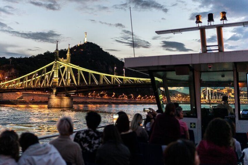 Budapest Danube River Sightseeing Night Cruise with Drinks