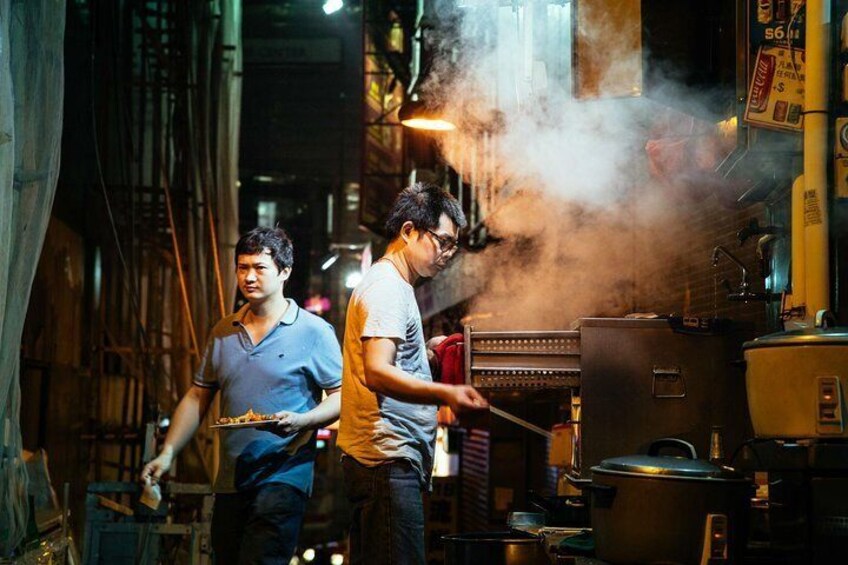 Wander through lively night markets just like the locals do 