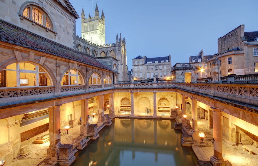Stonehenge-Bath & Winchester Cathedral Tour 5-8 travellers