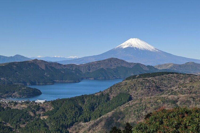 Private Car Tour to Mt. Fuji Lake Kawaguchiko or Hakone Lake Ashi